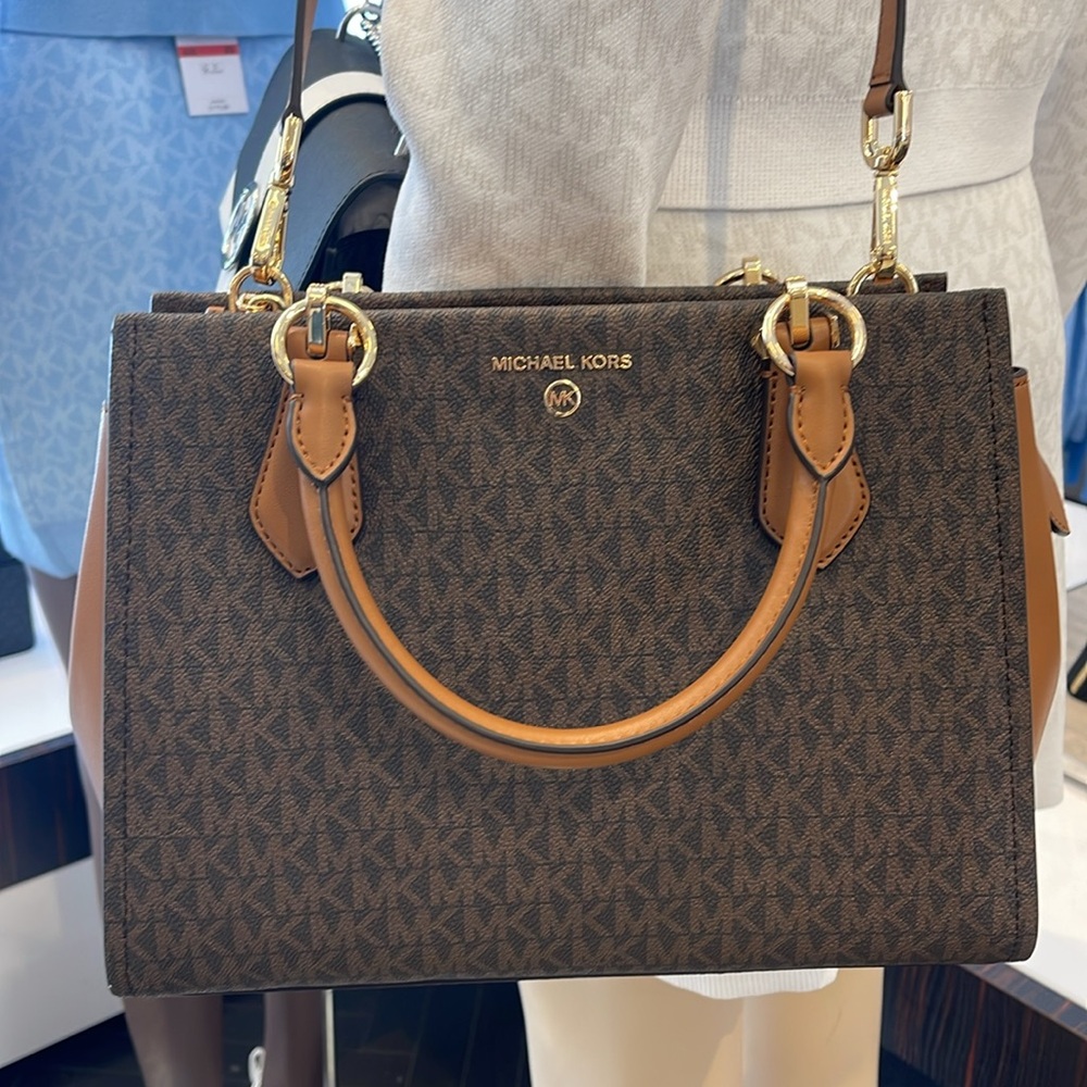 MICHAEL KORS Marilyn Md Signature Logo Convertible Satchel Crossbody
Brown/Acorn - Picture 16 of 16